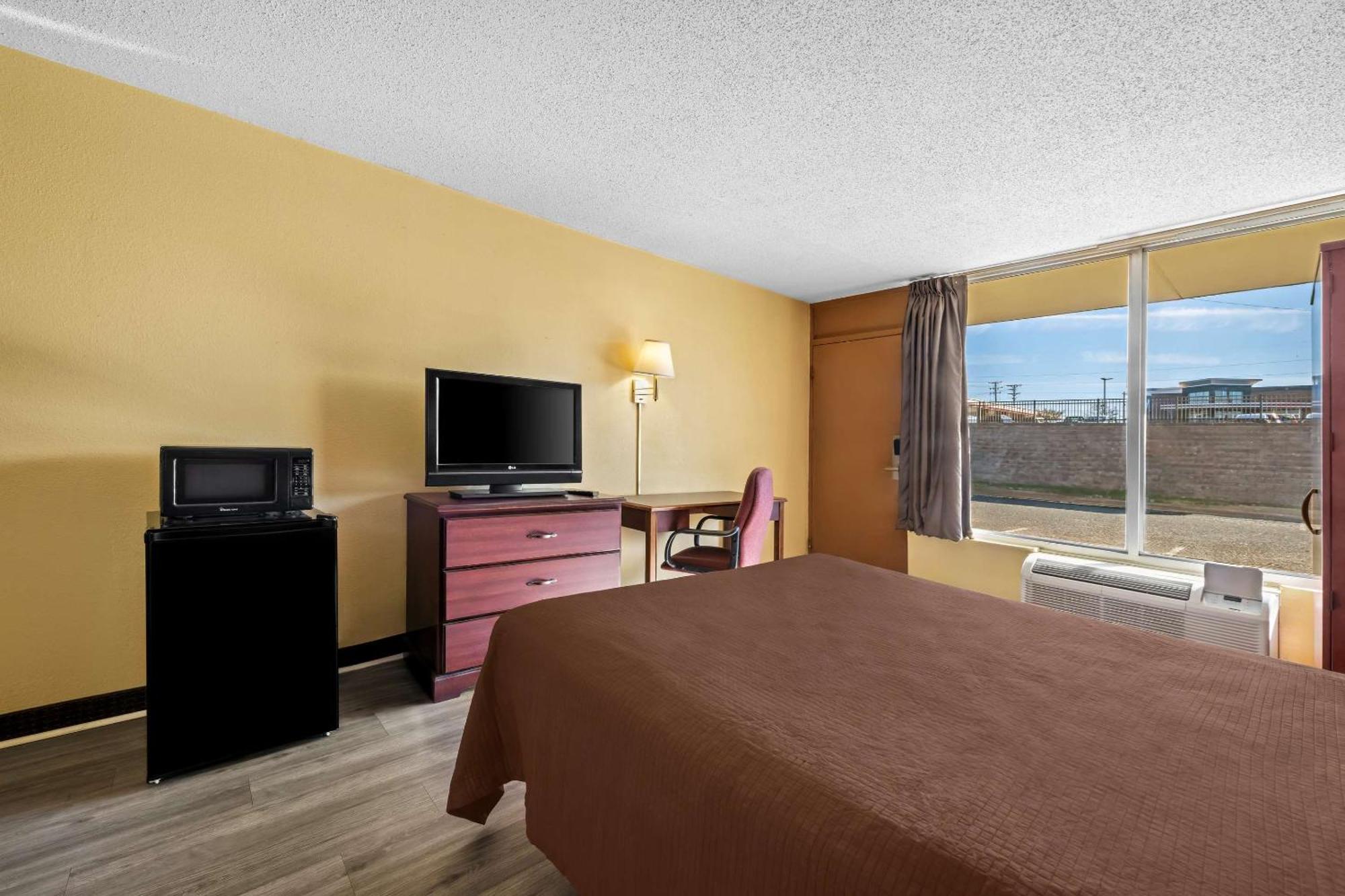 Rodeway Inn Monroe Exteriér fotografie