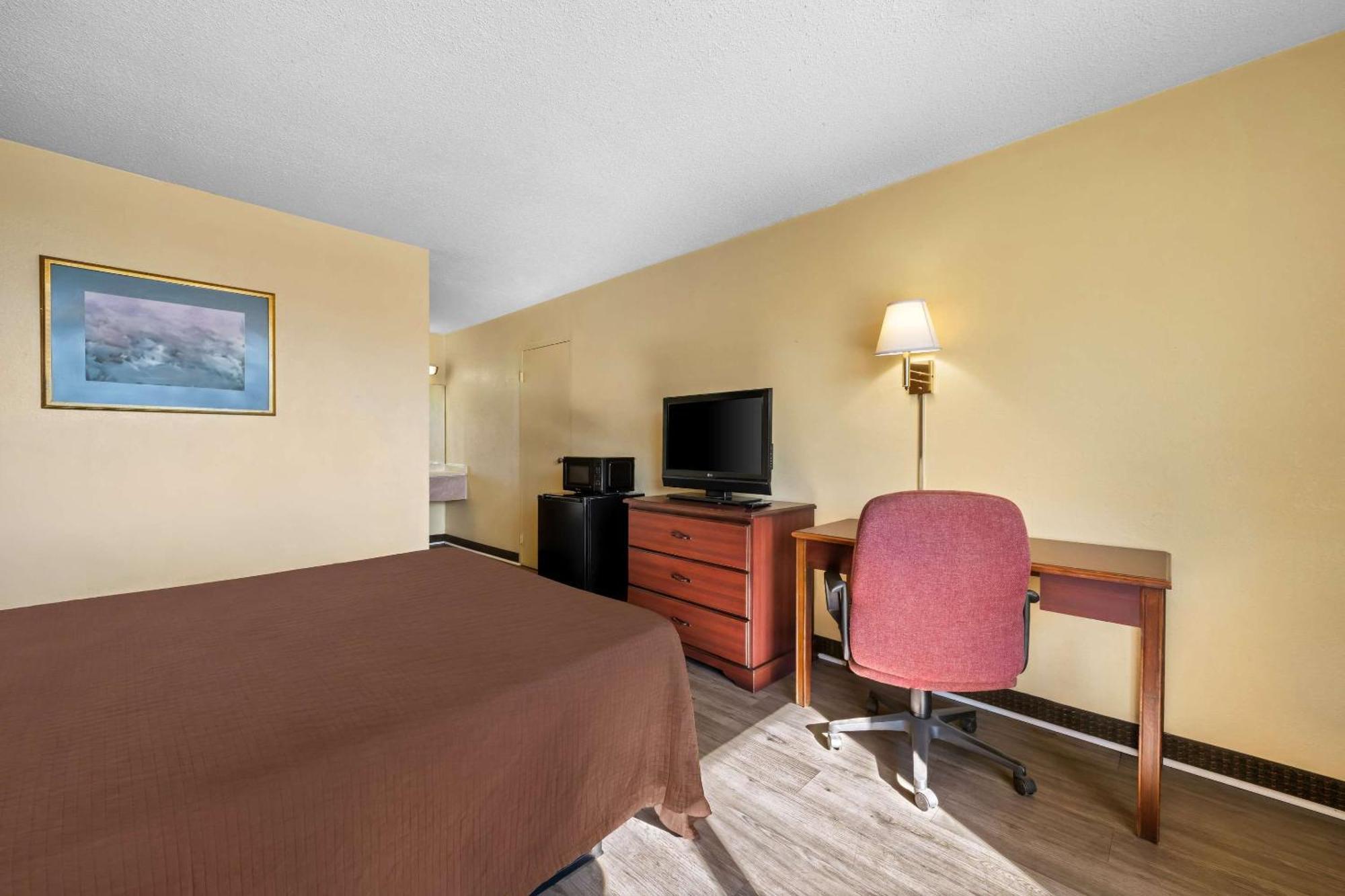 Rodeway Inn Monroe Exteriér fotografie