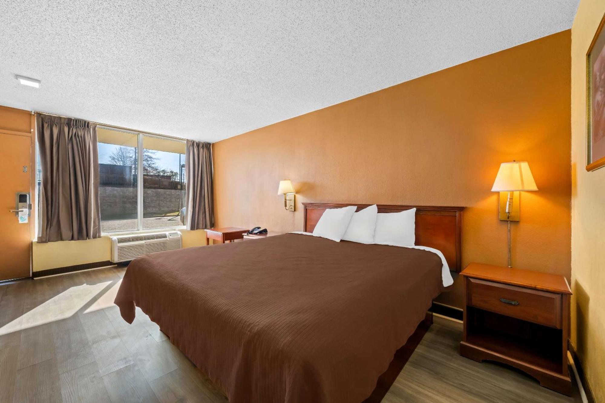 Rodeway Inn Monroe Exteriér fotografie