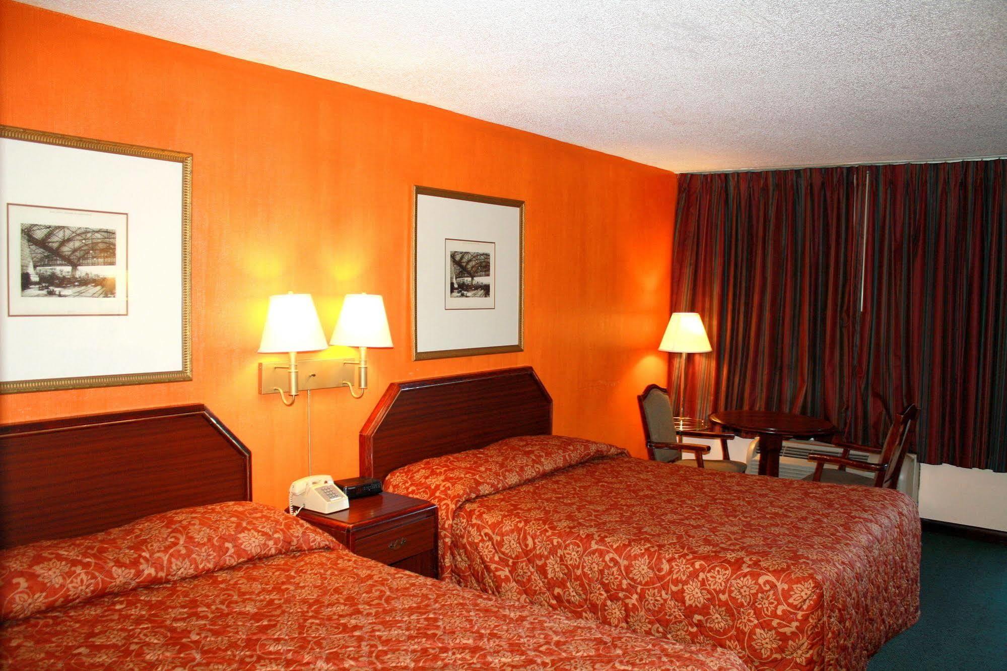 Rodeway Inn Monroe Exteriér fotografie