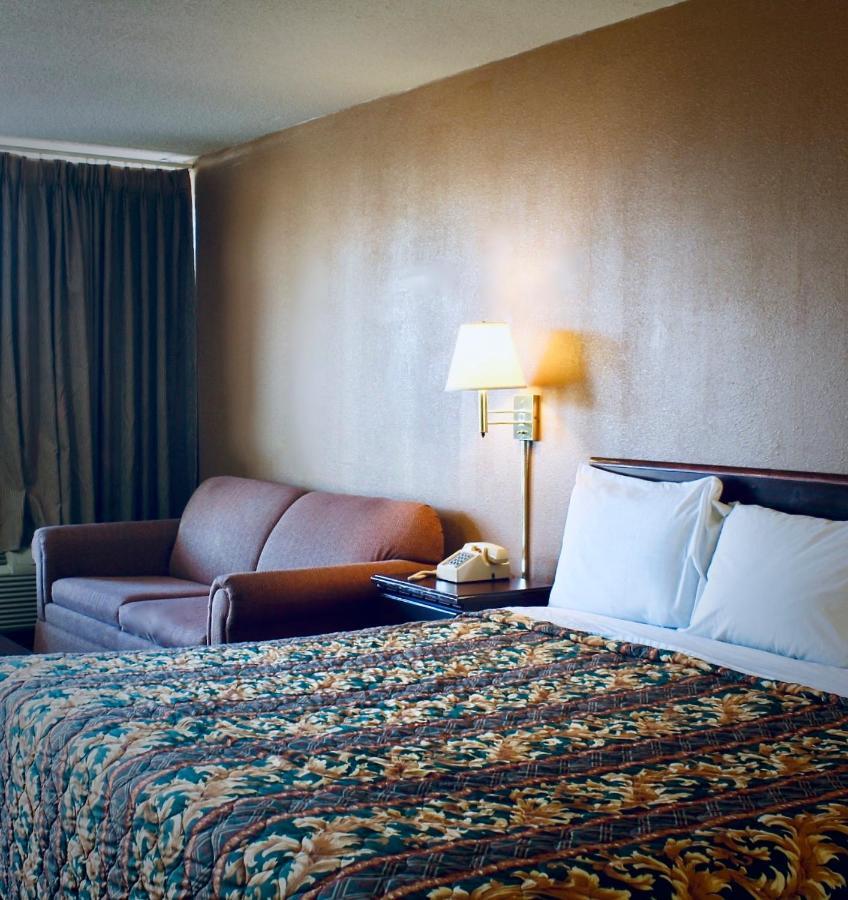Rodeway Inn Monroe Exteriér fotografie